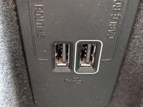 Used 2021 Volvo XC90 T5 Momentum w/ Climate Package image 25