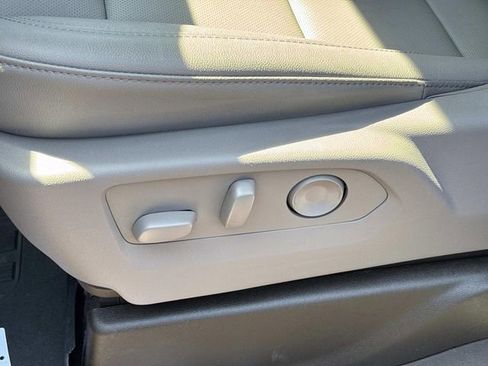 New 2026 GMC Sierra 1500 SLT w/ SLT Premium Package image 24