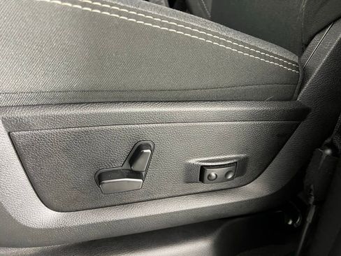 Used 2024 RAM 2500 Big Horn w/ Sport Appearance Package image 31