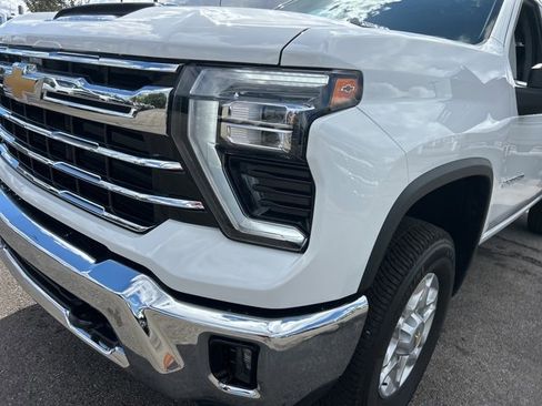 New 2026 Chevrolet Silverado 2500 LTZ image 9