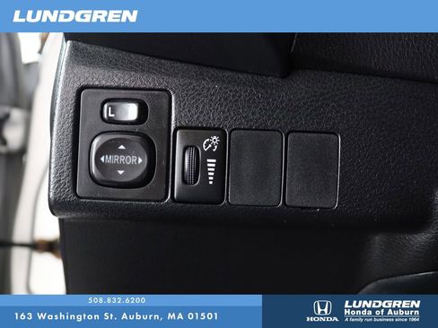 Used 2015 Toyota Corolla S FWD image 31