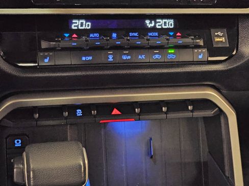 Used 2022 Toyota Tundra SR5 image 22