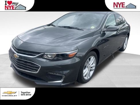 Used 2016 Chevrolet Malibu LT FWD image 1