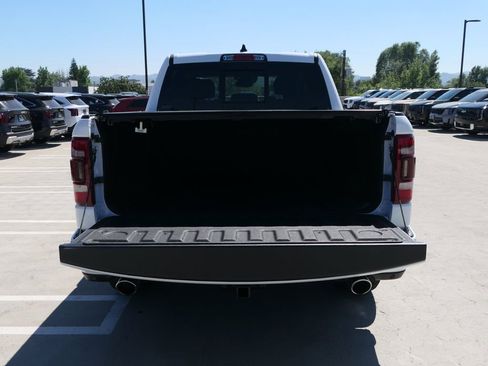 Used 2022 RAM 1500 Limited w/ Body Color Bumper Group AWD/4WD image 7
