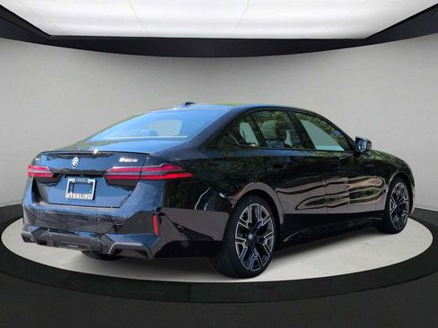 New 2027 BMW 550e xDrive w/ Executive Package AWD/4WD image 8