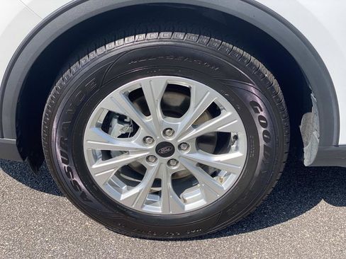 Certified 2024 Ford Escape Active AWD/4WD image 14