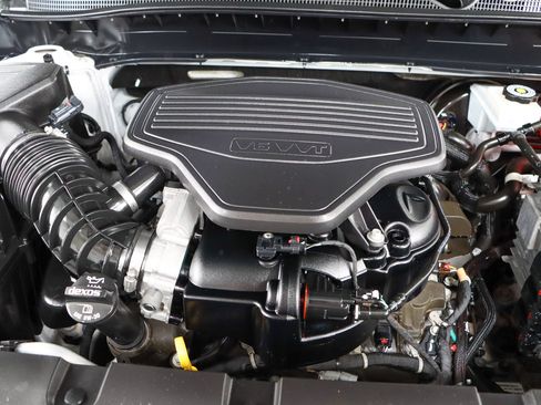 Used 2019 Chevrolet Blazer RS FWD image 32