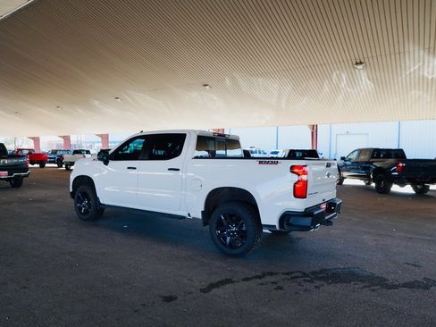 Used 2022 Chevrolet Silverado 1500 LT Trail Boss w/ LT Trail Boss Premium Package image 4