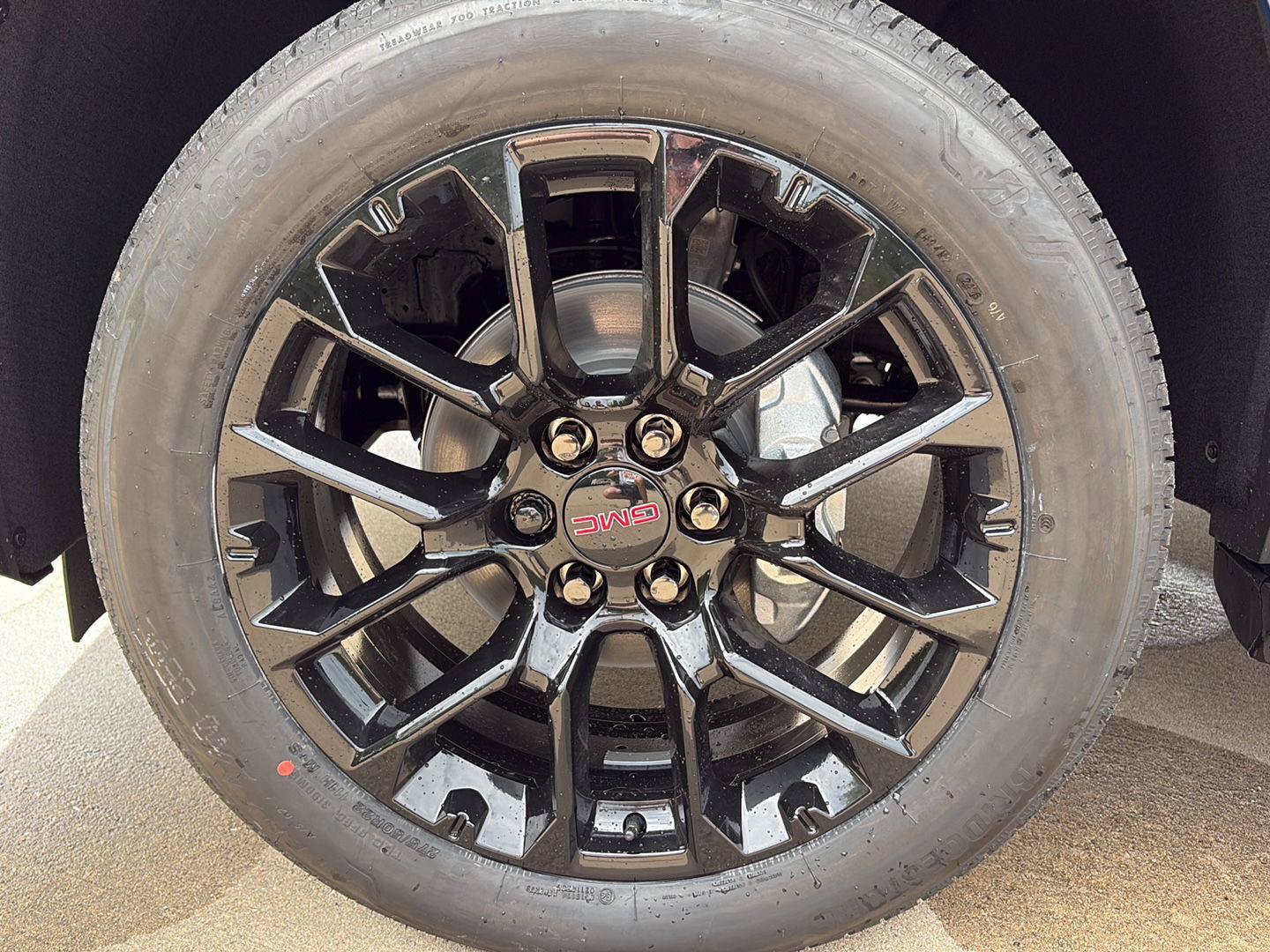 New 2026 GMC Yukon Elevation AWD/4WD image 32