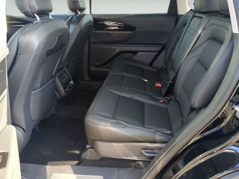New 2026 Lincoln Nautilus Premier AWD/4WD image 21