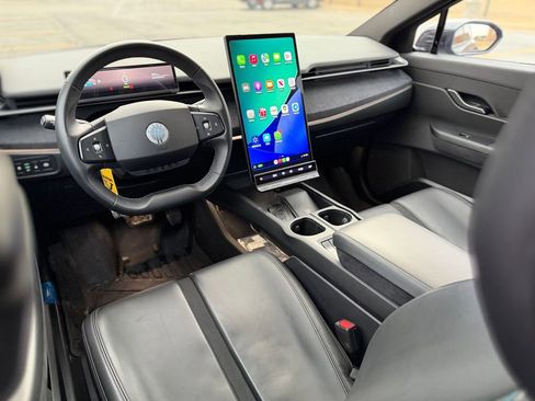 Used 2023 Fisker Ocean Extreme AWD/4WD image 8