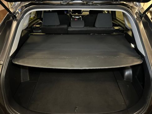 Used 2023 Toyota RAV4 LE AWD/4WD image 19