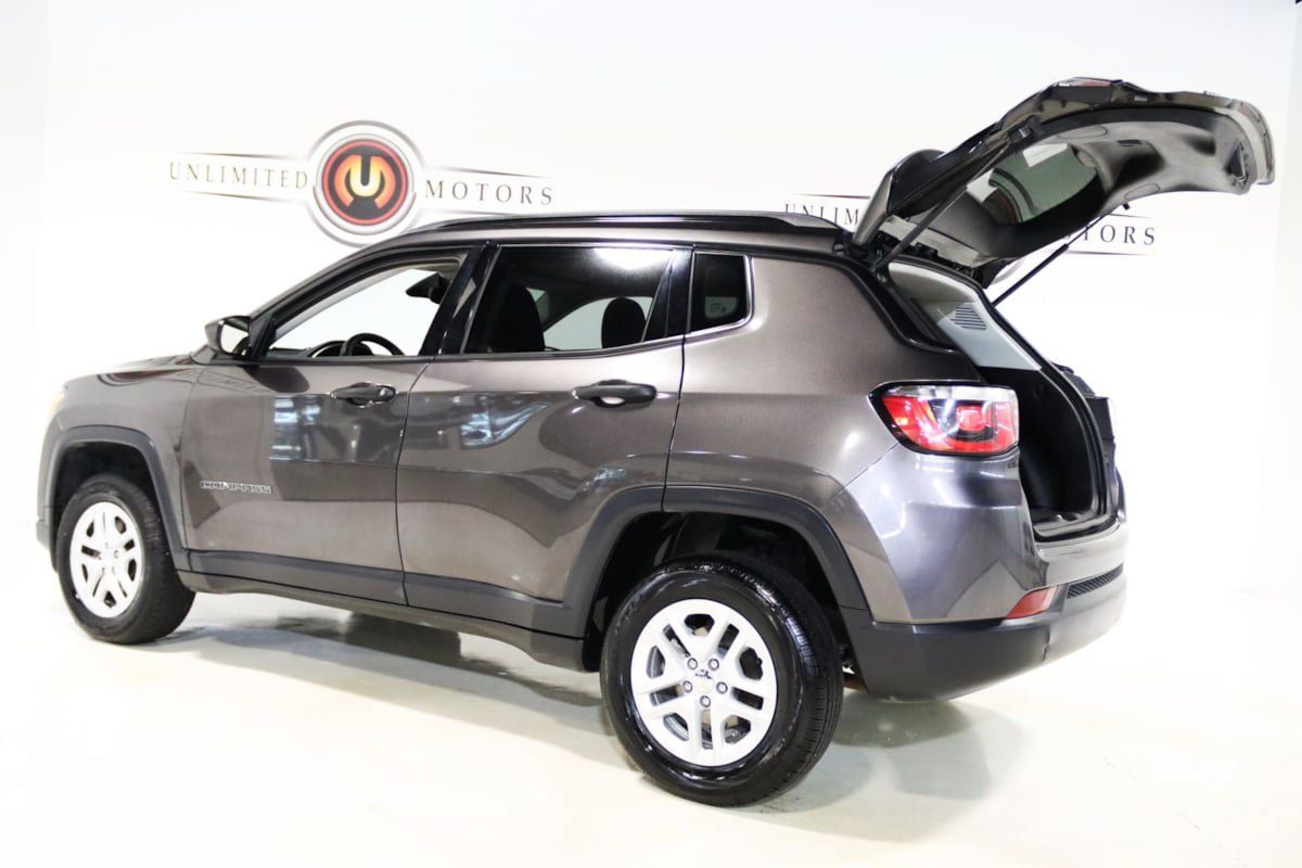 Used 2018 Jeep Compass Sport AWD/4WD image 23