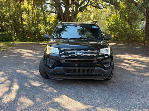 Used 2016 Ford Explorer 4WD image 2
