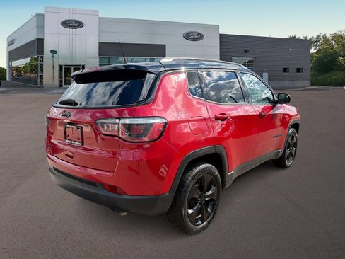 Used 2020 Jeep Compass Latitude AWD/4WD image 9