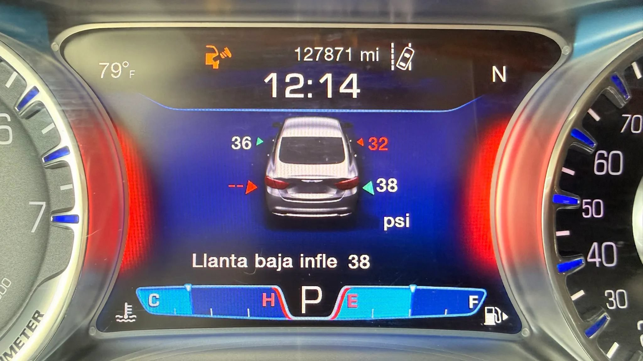 Used 2015 Chrysler 200 C w/ Navigation & Sound Group I FWD image 20