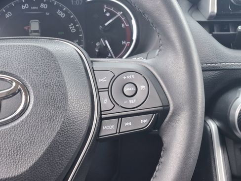 Used 2024 Toyota RAV4 XLE Premium image 33