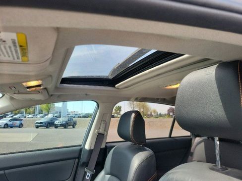 Used 2017 Subaru Crosstrek 2.0i Limited AWD/4WD image 6
