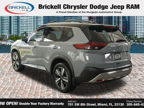 Used 2021 Nissan Rogue Platinum FWD image 6