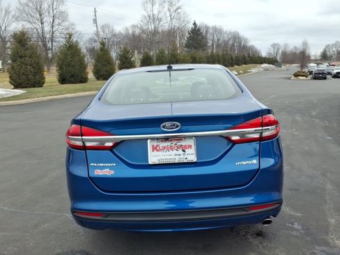 Used 2018 Ford Fusion S FWD image 4