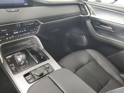 Certified 2024 MAZDA CX-90 Plug-In Hybrid w/ Premium Pkg image 18