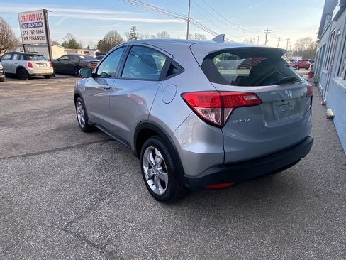 Used 2017 Honda HR-V LX image 6