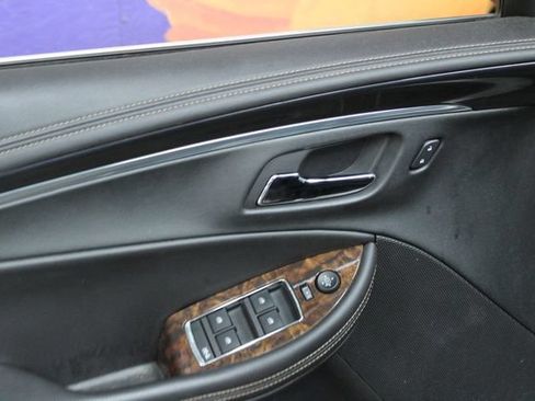 Used 2015 Chevrolet Impala LTZ FWD image 13