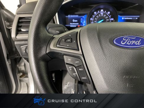 Used 2018 Ford Fusion S FWD image 21