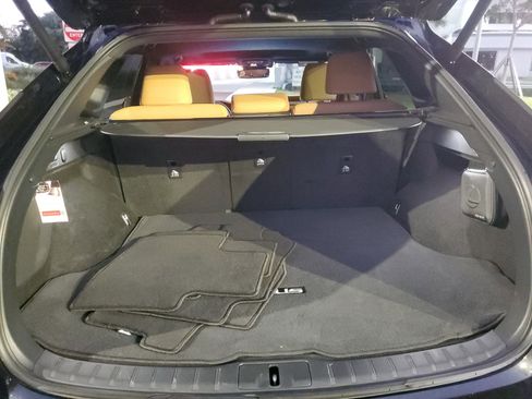 Used 2023 Lexus RX 350 FWD image 8