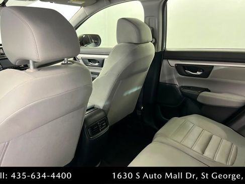 Used 2019 Honda CR-V LX image 19