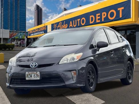 Used 2013 Toyota Prius One FWD image 1