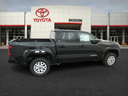 New 2025 Toyota Tacoma SR5 image 23