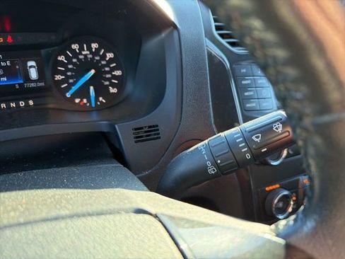 Used 2019 Ford Explorer XLT image 39