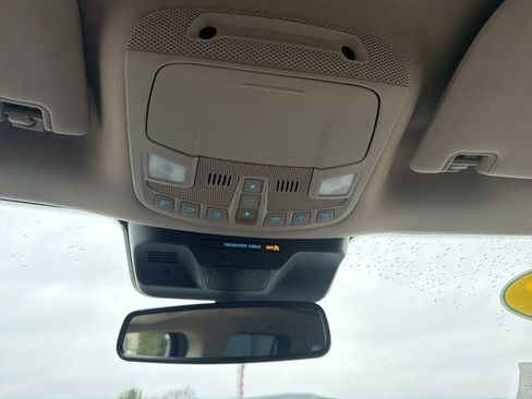 Used 2024 Ford Expedition Limited image 26