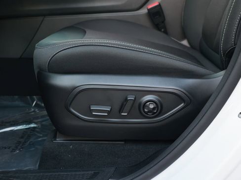 New 2026 Jeep Grand Cherokee Laredo RWD image 16