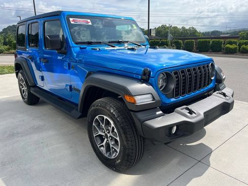 New 2026 Jeep Wrangler Unlimited Sport AWD/4WD image 28