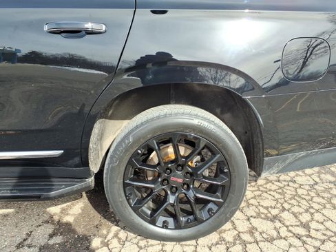 Certified 2022 GMC Yukon SLT w/ SLT Premium Package image 25