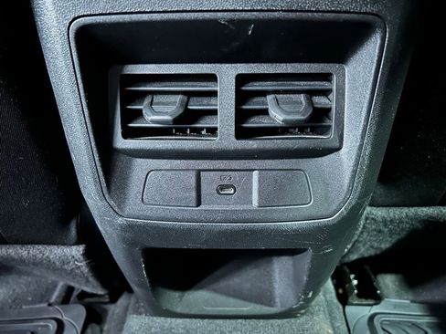 Used 2024 GMC Canyon Elevation w/ Trailering Package RWD image 32