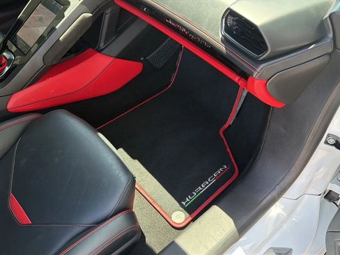 Used 2021 Lamborghini Huracan EVO RWD image 27