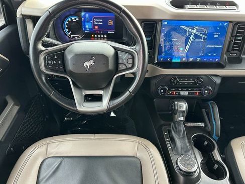 Used 2023 Ford Bronco Wildtrak AWD/4WD image 13