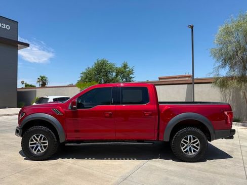 Used 2017 Ford F150 Raptor w/ Equipment Group 802A Luxury AWD/4WD image 5