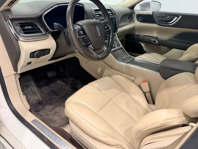 Used 2017 Lincoln Continental Reserve w/ Technology Package AWD/4WD image 42