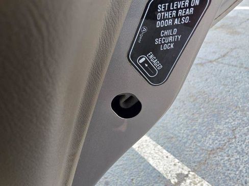 Used 1999 Buick Century Limited FWD image 23