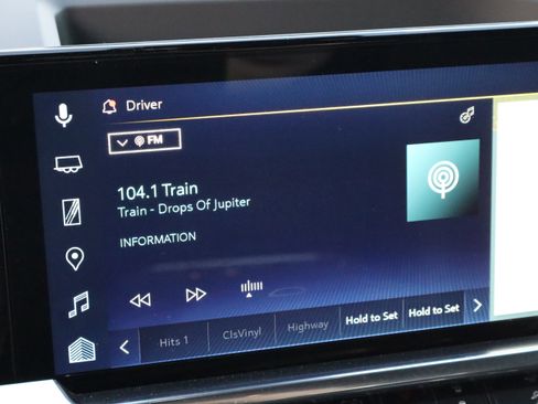 Used 2025 Chevrolet Silverado 1500 LT Trail Boss w/ Convenience Package II image 32