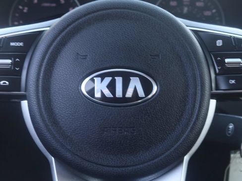 Used 2022 Kia Sportage LX AWD/4WD image 5