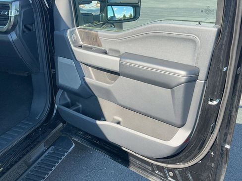 Used 2024 Ford F250 Lariat w/ Sport Appearance Package AWD/4WD image 26
