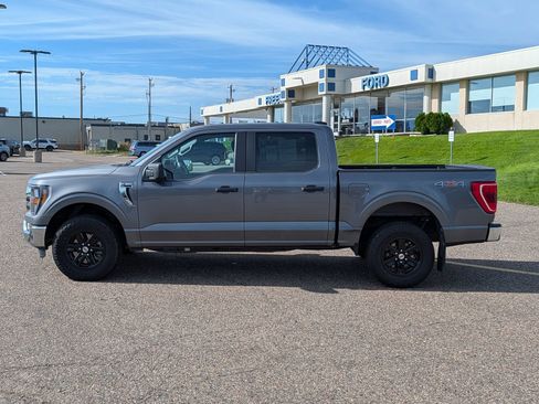 Used 2023 Ford F150 XLT AWD/4WD image 2