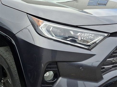 Used 2020 Toyota RAV4 XSE image 7