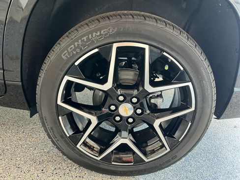 New 2026 Chevrolet Traverse High Country w/ LPO, Floor Liner Package FWD image 36