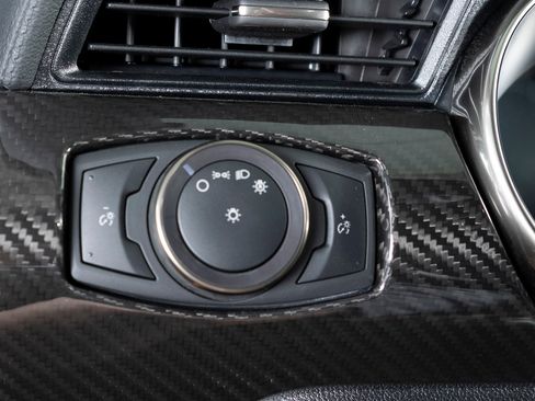 Used 2021 Ford Mustang Shelby GT500 w/ Carbon Fiber Track Pack image 56